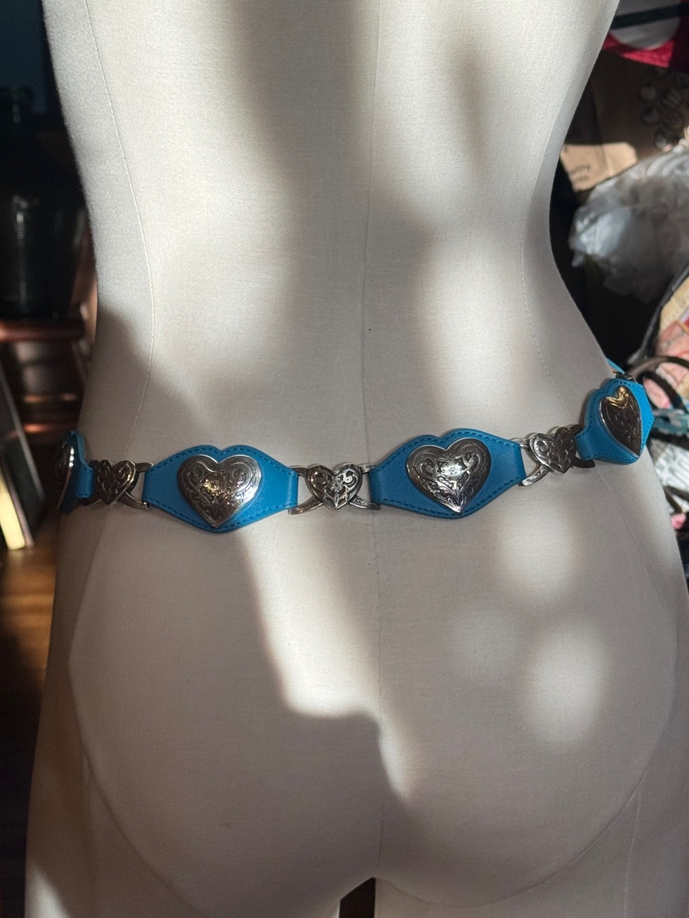 Tony Lama Turquoise Heart Concho Western Belt with Silver-Tone Buckle - Picture 5 of 8